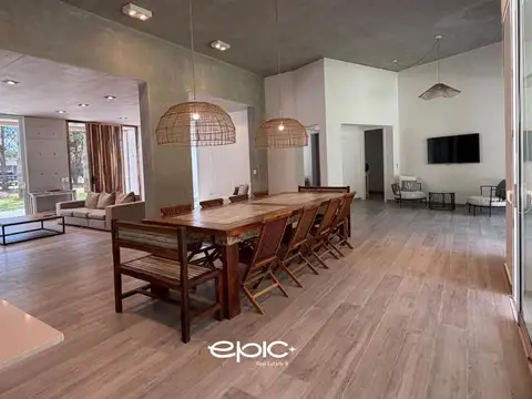 Casa en Alquiler Temporal en Pinamar, USD 9.000