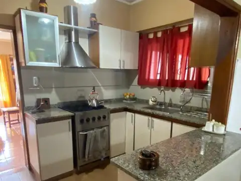 Casa Venta 3 ambientes Florencio Varela