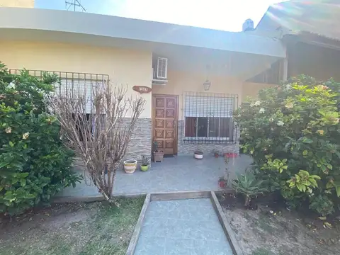 Casa Venta 3 ambientes Florencio Varela