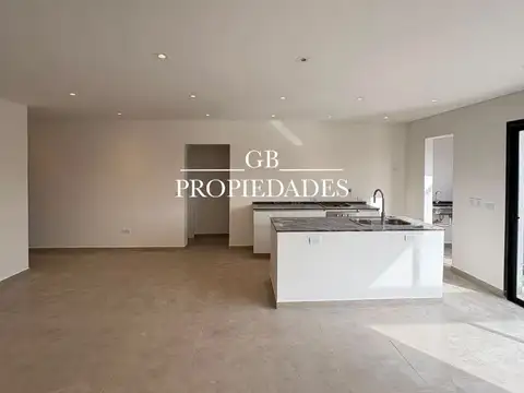 Casa en Venta en Pilar del Este - Santa Lucia, USD 195.000