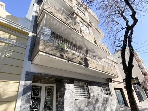 VENTA 3 AMBIENTES EN COLEGIALES/APTO CREDITO