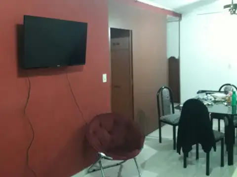 Depto Tipo Casa en Alquiler en La Perla Sur, $ 650.000