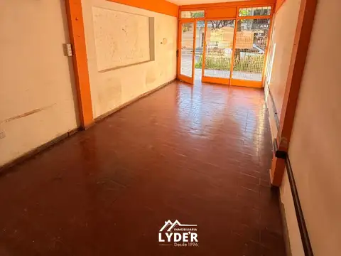 Local en Alquiler en Microcentro, $ 400.000