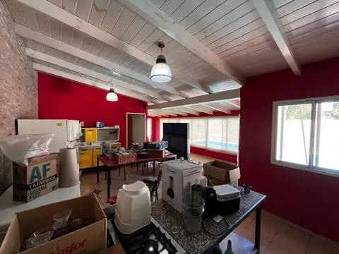 Casa 2 ambientes con 1 baño