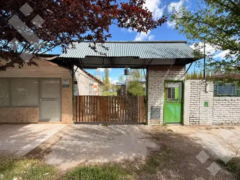 Casa 7 ambientes con 3 baños