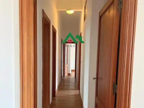 Departamento en venta en el centro 3 dormitorios, con balcón y desocupado APTO CRÉDITO