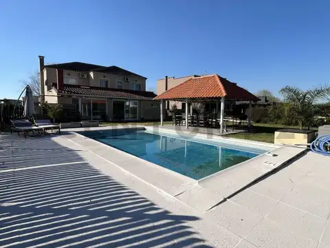 VENTA CASA 5 AMBIENTES, SAN SEBASTIAN, ACEPTA PERMUTA, APTO CREDITO