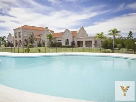 Terreno en Venta en Área 60, USD 45.000