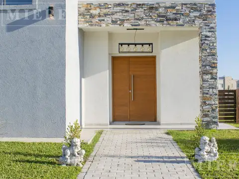 Casa en Alquiler de 3 dormitorios