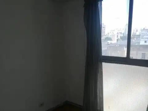 Impecable departamento de 3 ambientes al frente con balcon