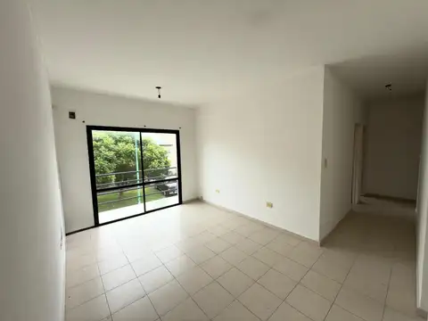 Departamento 2 dormitorios con cochera