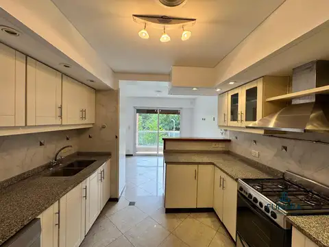Departamento en Alquiler con 1 cocheras