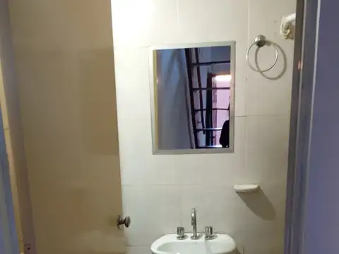 Depto Tipo Casa en Alquiler de 1 dormitorio