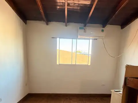 Depto Tipo Casa 2 ambientes con 1 baño