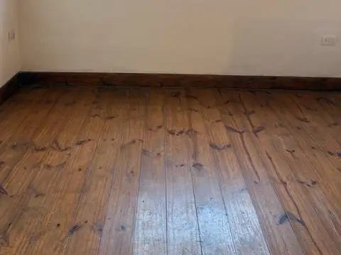 Depto Tipo Casa en Alquiler de 1 dormitorio