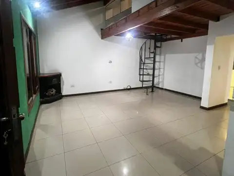 Casa en Alquiler en Berazategui, $ 900.000