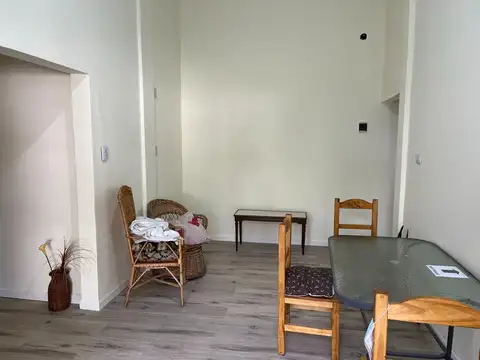 Depto Tipo Casa en Alquiler de 2 ambientes
