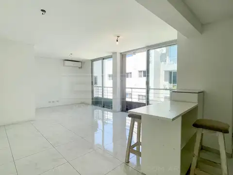 Departamento en Alquiler con 1 cocheras