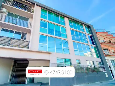 DEPTO A ESTRENAR 2 AMBIENTES CON COCHERA CUBIERTA Y PISCINA EN BECCAR SOBRE AV CENTENARIO