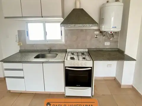 Departamento en Alquiler en Caseros, $ 400.000