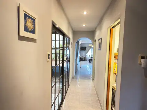 Casa en Venta en Lanus Oeste, USD 228.500