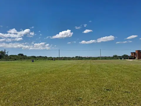 Terreno en Venta 27  mts Fondo