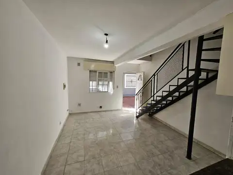 Monseñor A. Blois 2900