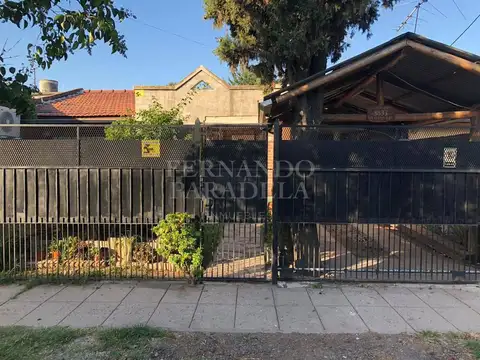 Casa - Barrio Parque Leloir