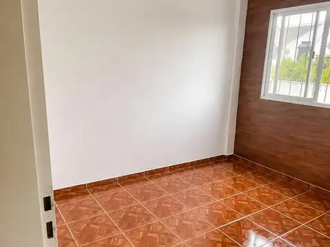 Departamento en Alquiler en Virrey del Pino, $ 600.000
