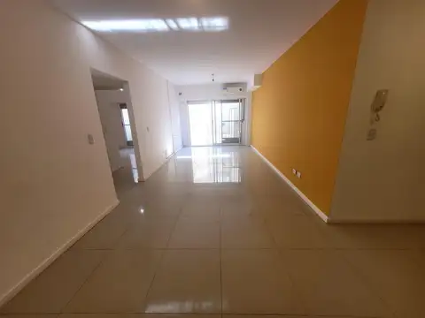 Dpto 2 ambientes con PATIO