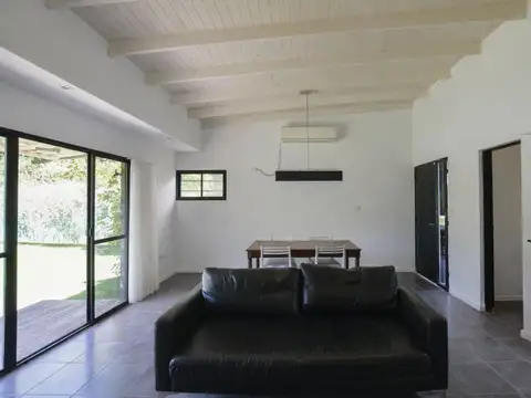 Casa en Venta en Villa Elisa, USD 125.000