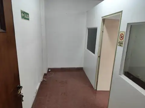 Oficina en Alquiler en Liniers, $ 250.000