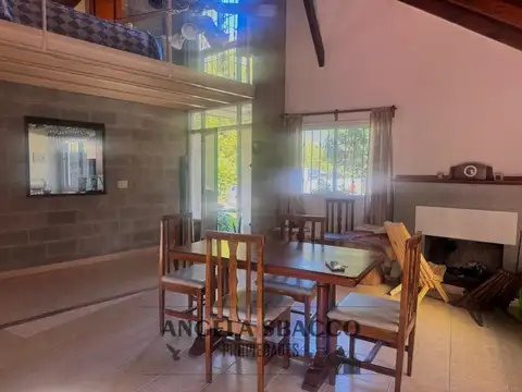 Casa en Venta con 1 cochera