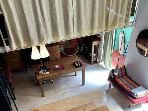 Depto Tipo Casa en Venta 100 años