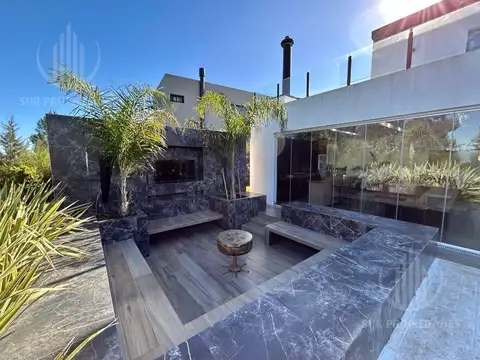 Casa en Alquiler 1 año
