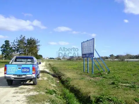 Terreno en Venta en Villa Elisa, USD 49.000