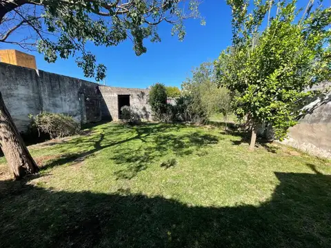 CASA 3 DORMITORIOS + DEPTO 2 DORM | BARRIO LOS BOULEVARES