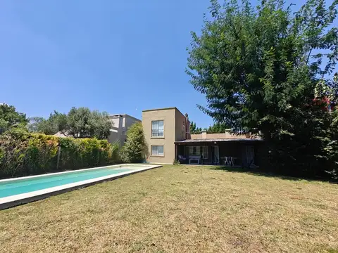 Casa en Venta en Pilar del Este - Santa Guadalupe, USD 220.000