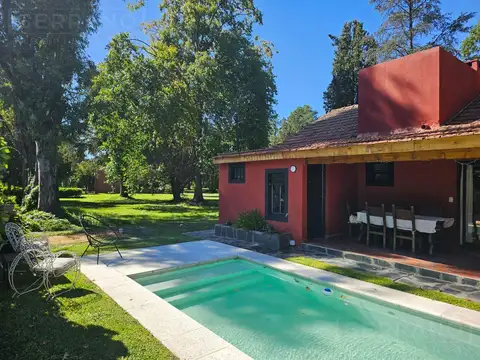 VENTA, Casa 3 amb, 2 baños, pileta, vista al golf, Country El Jaguel, Fatima, Pilar. Apta crédito