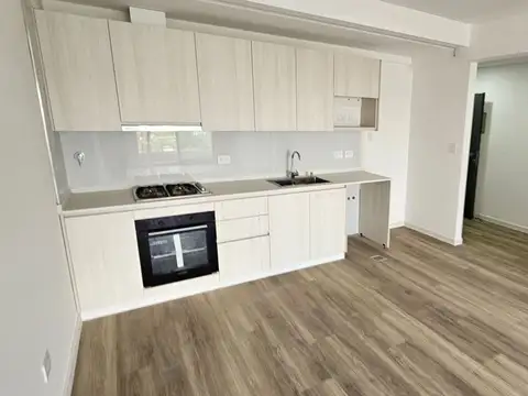 GUTENBERG 3300, Piso 4