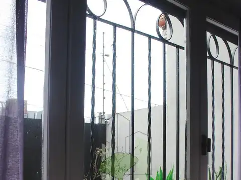 Casa en Venta en Quilmes, USD 315.000