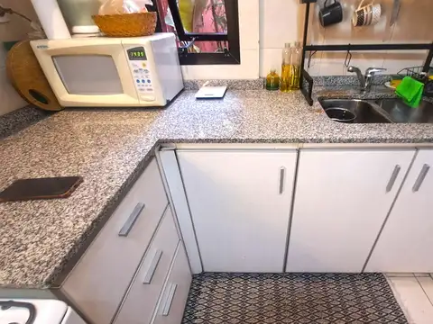 Depto Tipo Casa 4 ambientes con 5 baños