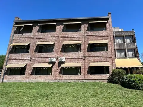 3 y Avenida Los Inmigrantes