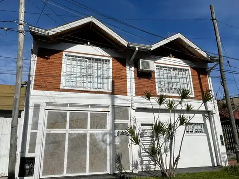 Casa en Venta en Berazategui, USD 110.000