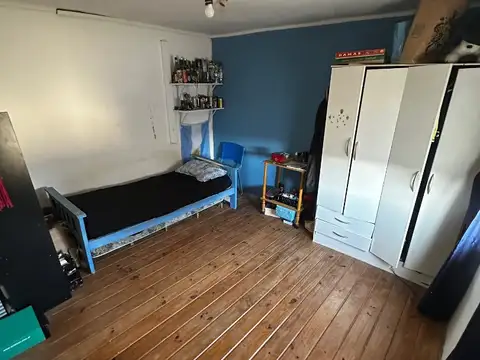 CASA EN MUY BUENA UBICACION