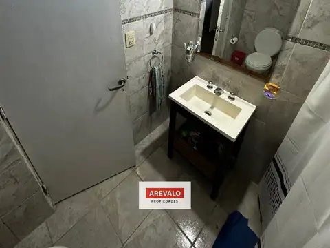 CASA EN MUY BUENA UBICACION