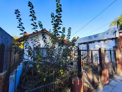 Venta Casa Lote Comercial Ideal Inversor en Tesei