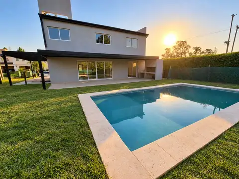 Casa en Alquiler en Haras María Victoria, USD 2.200