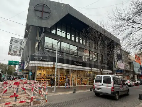 Local en Alquiler en Centro, USD 4.300