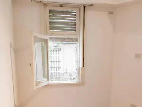 Departamento en Venta en Balvanera, USD 88.000